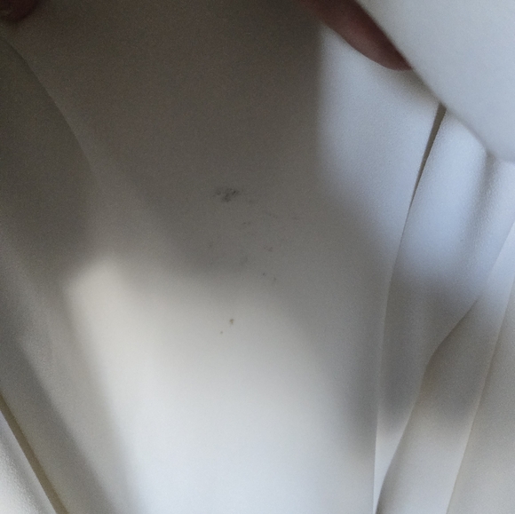 Mikaella style 2190 Wedding Dress - Picture 11 of 16